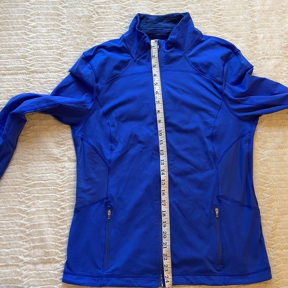 Athletic jacket - Picture 9 of 9